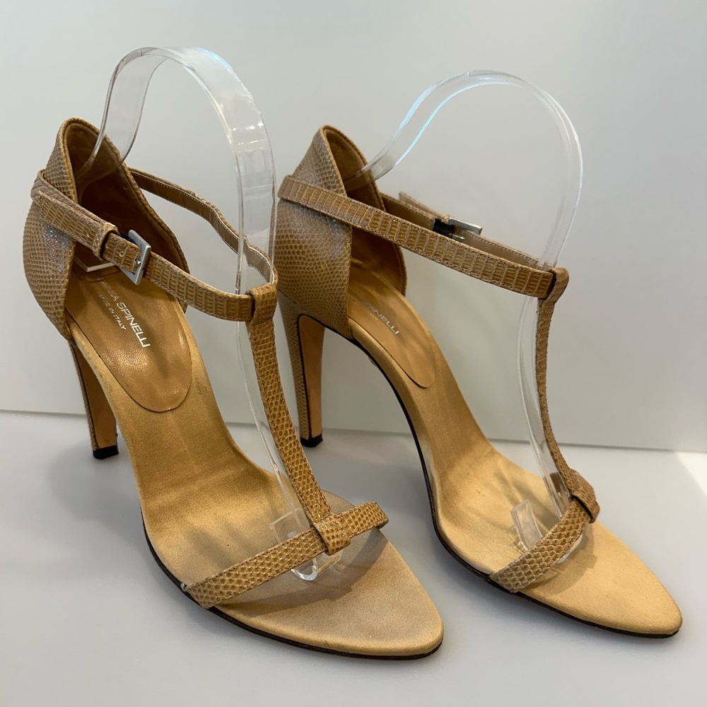 TANIA SPINELLI Tan Textured Leather T-Strap Heels MADE IN ITALY